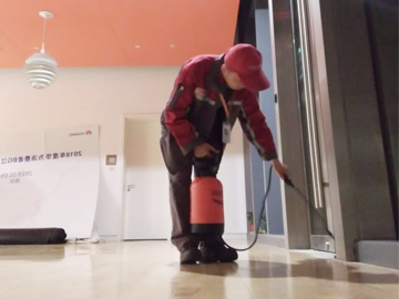 無錫商場滅蚊現場